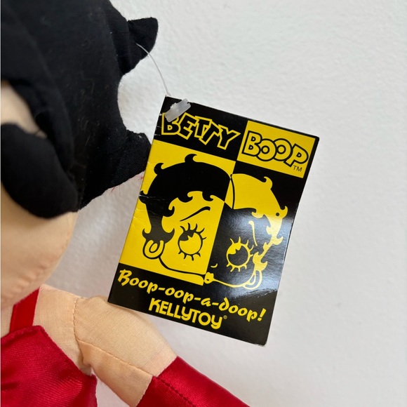 Rare HTF Vintage 16” Steppin Out Red Dress Betty Boop Doll by Kellytoy 2005 - Picture 5 of 9